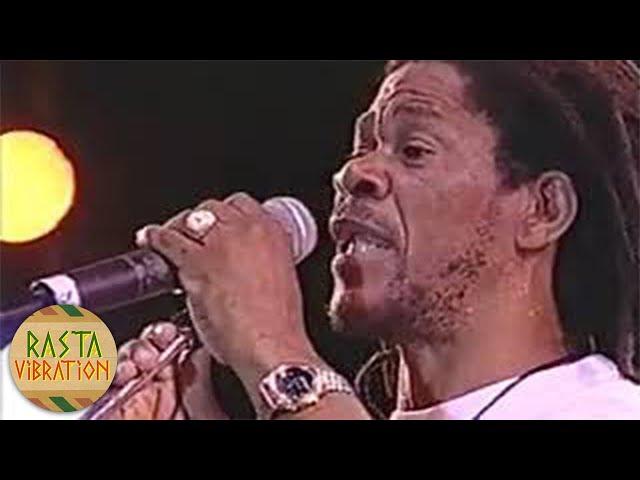 The Gladiators - Festival De Verão (Salvador, Bahia, Brazil 2000 Full Show)