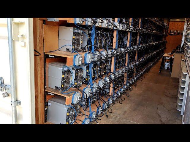 Dive into Summer: Bitcoin Mining Farm Overview!