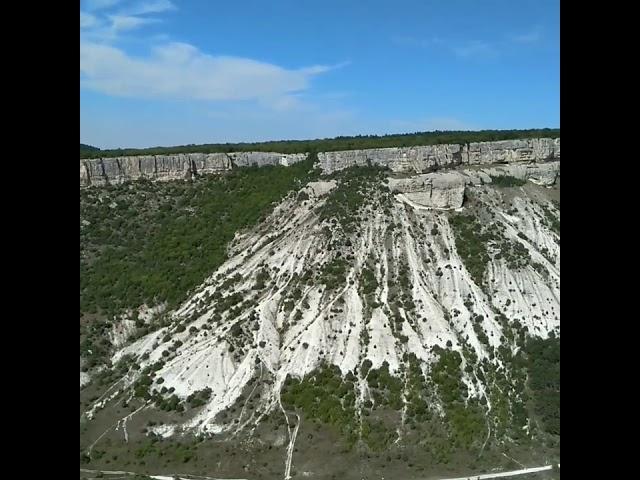 Древний пещерный город Чуфут-Кале. Бахчисарай. Крым.