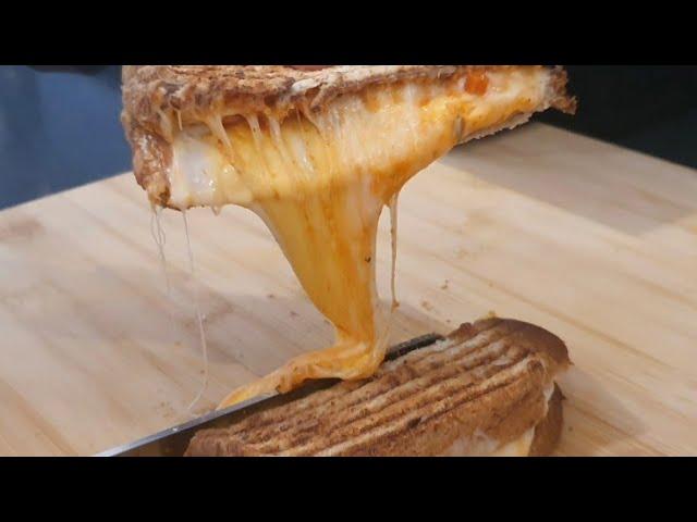 간단한 햄치즈토스트 만들기(Feat.치즈폭탄)