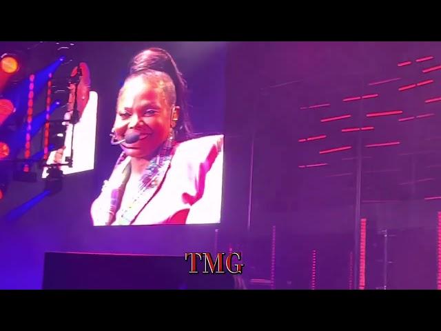 Janet Jackson & Busta Rhymes perform What’s It Gonna Be First Time Ever