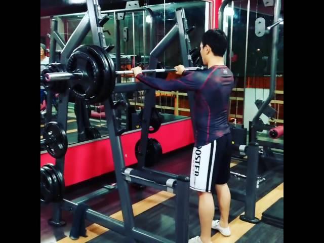 Yetlew Squat 1x4x120kg @ 72kg B/W