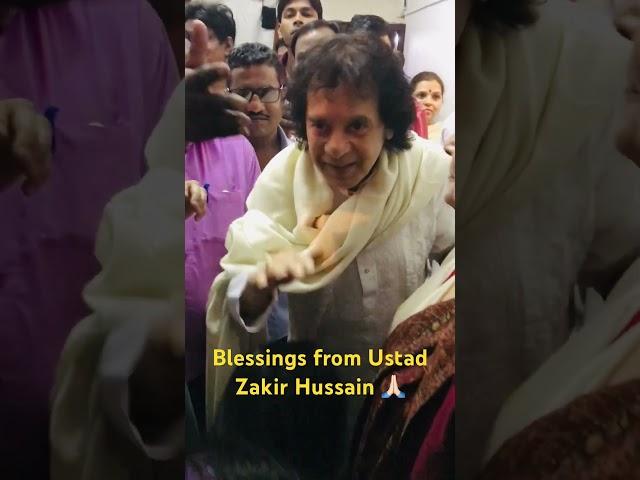 Legend Extremely fortunate to get Blessings from Ustad Zakir Hussain #tablaplayer #music