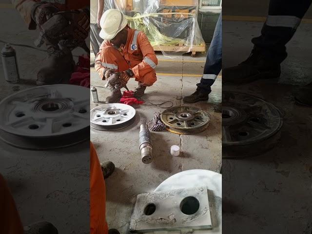 process of conducting NDT on crane Hook block, please subscribe for more videos #youtubeshorts #ndt