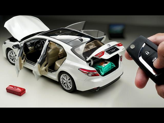 Unboxing of Toyota Camry 1:18 Scale Diecast  (Highly Detailed Model)