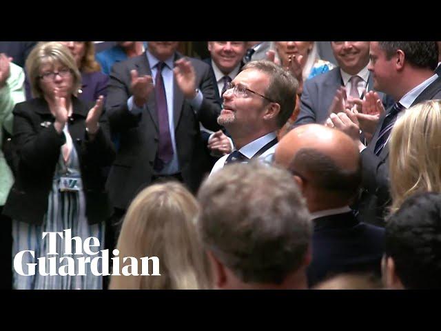 MP Craig Mackinlay returns to parliament after his hands and feet were amputated