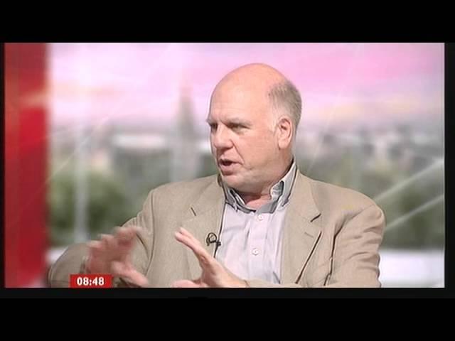 Peter Robinson (Before the Poison) and Tracie Bennett on BBC Breakfast 20110819