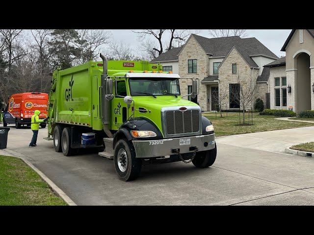 GFL:Peterbilt 348 CNG Heil powertrak on manual trash 732012