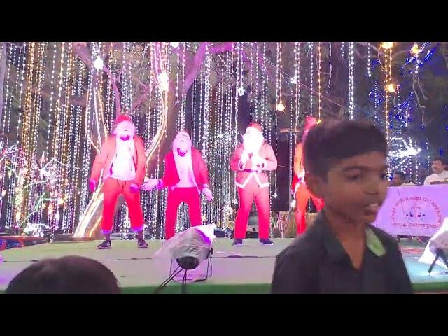 Christmas santa clause dance || Believe media