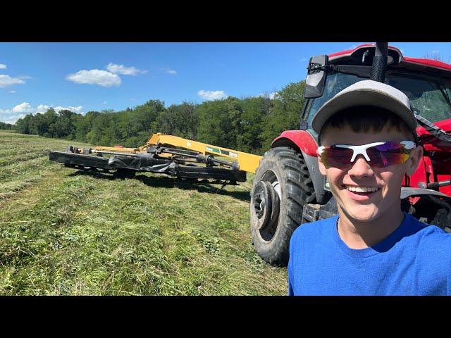 Mowing 21 feet at a TIME!!!!!! Day in the life of a 18 year old farmer