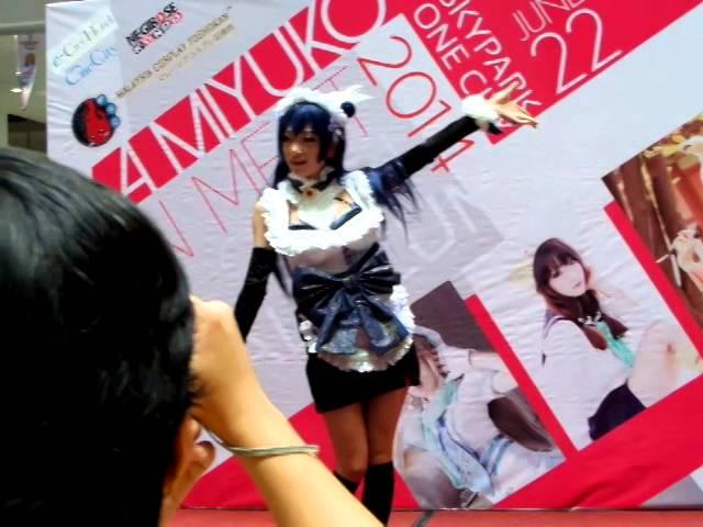 Aza Miyuko Fan Meet Session at One City Skypark