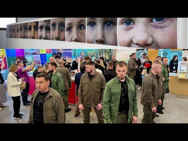 Как защитить детей от тиранов? Чета Зеленских демонстрирует близость к народу и заботу о детях