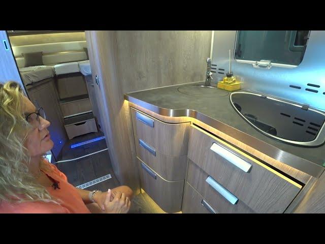 PERFEKTES Wohnmobil  - Laika Ecovip L 4009 DS - Caravan Salon 2022 Düsseldorf