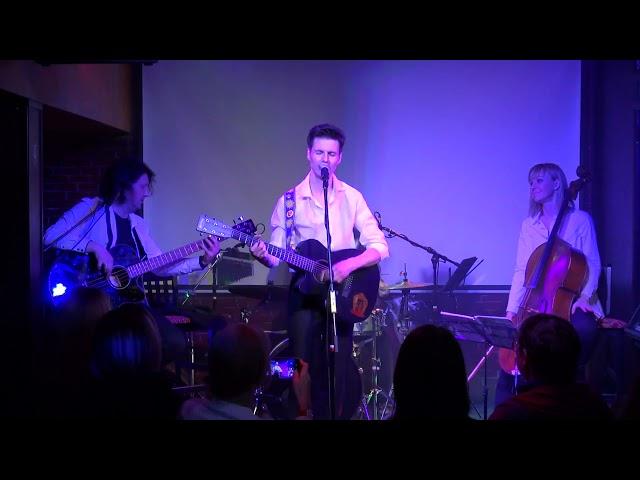 Sergey Dvoretsky - Nie Spoczniemy (Czerwone Gitary cover with russian lyrics)