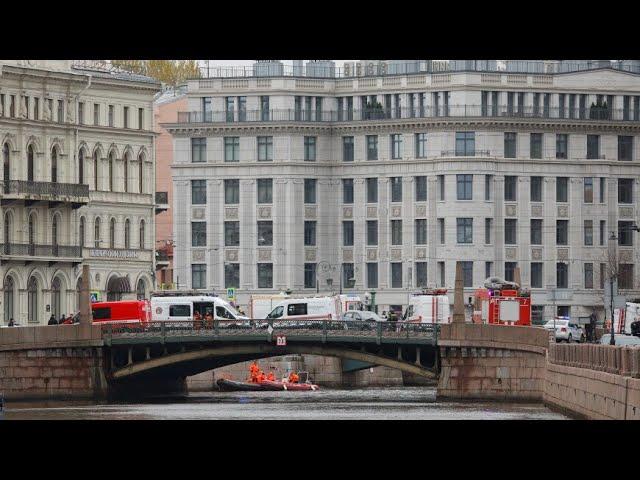 Число погибших при падении автобуса в реку Мойку выросло до семи человек в Санкт-Петербурге