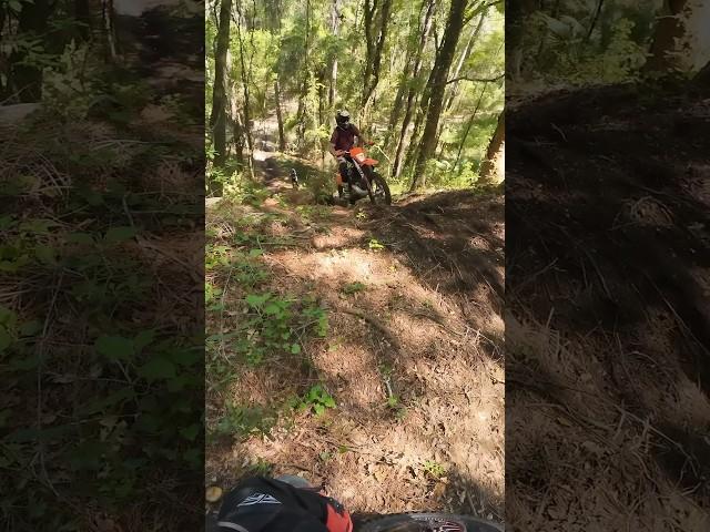 Why do cameras always do this #surron #dirtbike #hillclimb #enduro #starkvarg #shorts #ebike