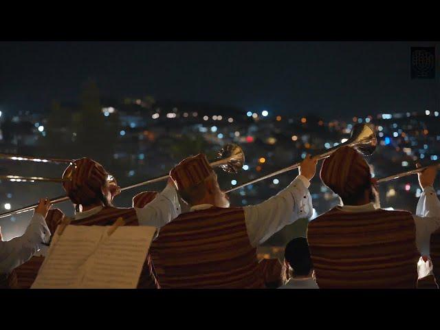 Levitical Choir Performs at the Southern Wall of the Temple Mount!