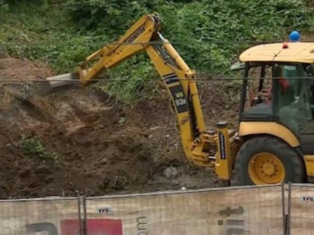 Raw: Search for Poland's "Nazi Gold Train"