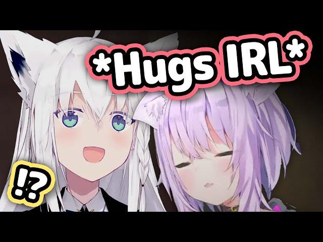 Okayu Hugs Fubuki IRL After Getting Jump-Scared【Hololive】