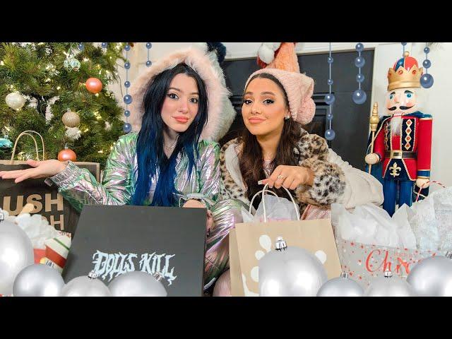 What We Got for Christmas 2019! Niki and Gabi