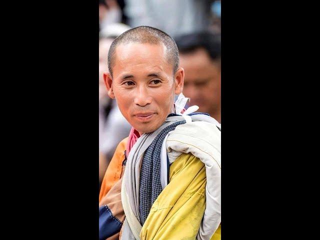 Thầy Minh Tuệ giúp được rất nhiều người giác ngộ được mục đích sống! Thầy cũng chưa từng làm hại ai!
