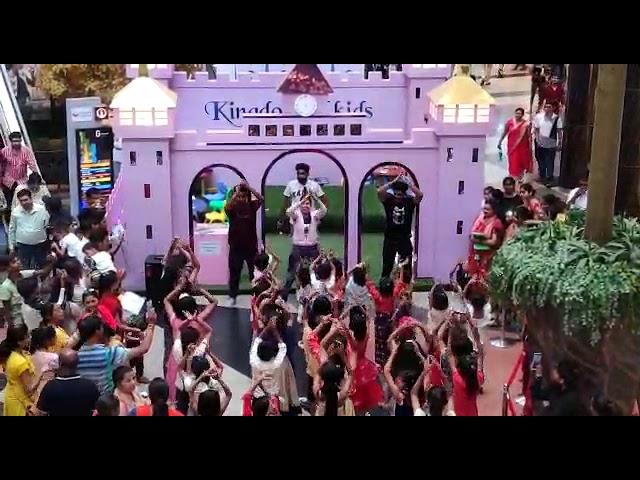 Zumba Activities in Shopping Mall(1)