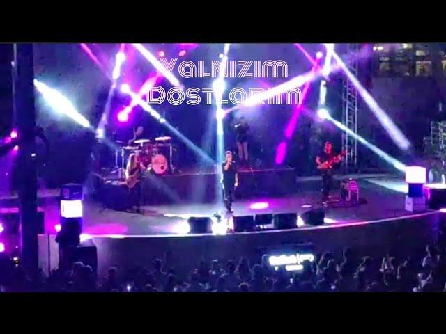 Emre Aydın - Yalnızım Dostlarım Konser