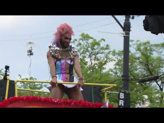 Chicago Pride Parade draws thousands to Uptown