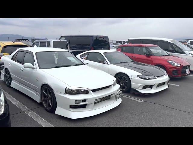 Car Park Tour of the Worlds Biggest R34 Skyline Meet!