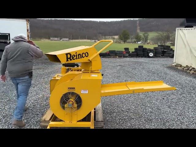 Reinco TM-730 Skid Mounted Straw Blower Wisconsin Engine Will Blow Straw 70' In Still Air For Sale !