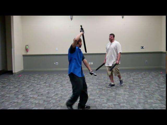 Double Daggers vs Longsword – Weapon Trial (Good Exchanges 8)