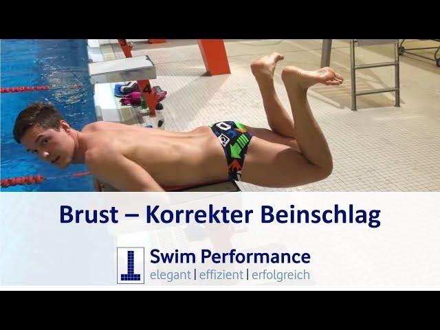 Richtiger Brustbeinschlag lernen: Schere korrigieren mit diesen Übungen richtig Schwimmen