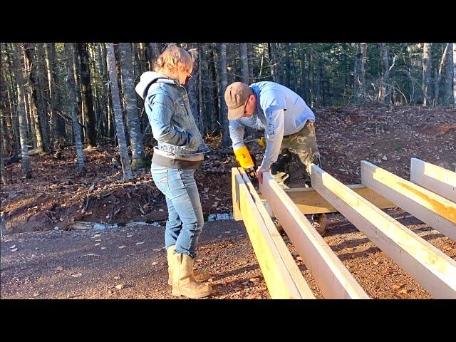 TIMELAPSE - Couple Builds Off-Grid Cabin Alone In The Canadian Wilderness