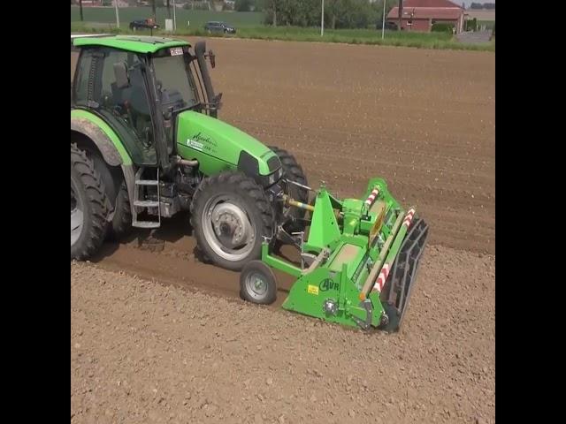 Универсальный культиватор Колнаг для трактора обработки полей почв
