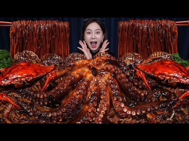 [Mukbang ASMR] Giant Octopus in Seafood Market !  Jjajang Noodles Seafood Boil Recipe Ssoyoung