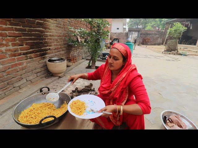 Sunday Special Mein Puri Family Ke Liye Banaya Susla || Pal Family Vlogs