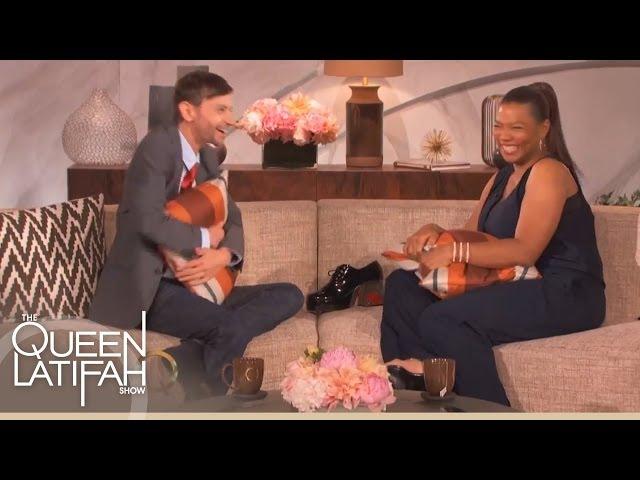 DJ Qualls Gets Comfy on Queen Latifah's Couch