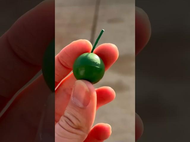 THESE CRACKLING BALLS ARE FAKE NOW! (Look for THIS) #Shorts #Fireworks