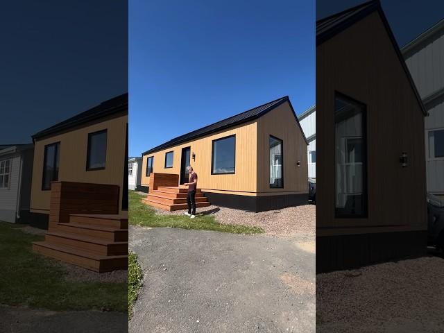 Inside a 680 Square Foot Prefab Home with a fantastic interior! #hometour #manufacturedhome