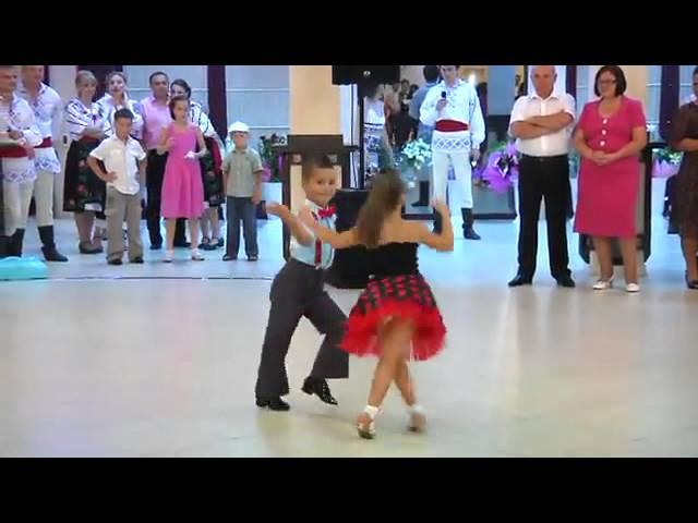 Young Kids Rock Ballroom Dancing [HQ]