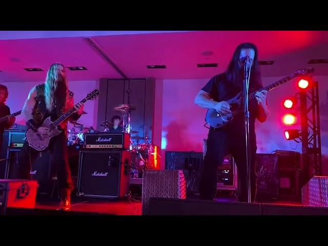 The mighty Zakk Wylde and John Petrucci on stage together for the 1s time #zakkwylde #johnpetrucci