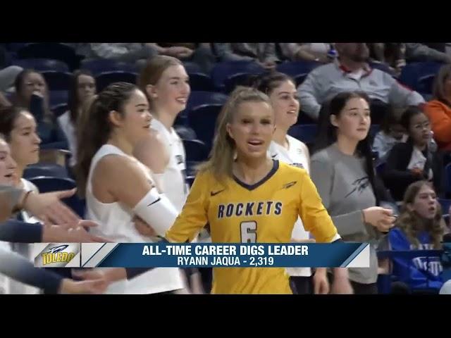 A Pair of Program Records Set by UT Volleyball