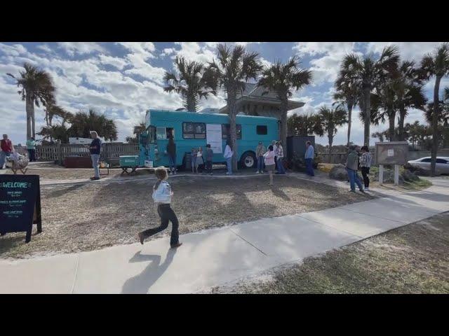 Popular food truck owners in Marineland plead with local governments to extend permit