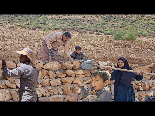 Building a nomadic house: building a stone wall and spending the night in the heart of the mountain