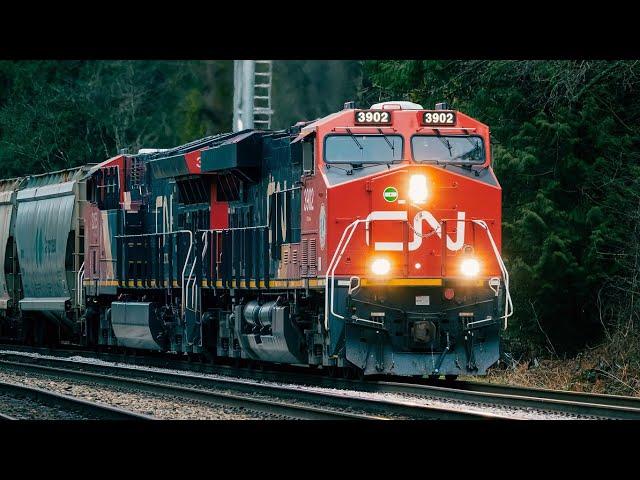 (4K) Train Spotting Canada | CN Rail, CP Rail, BNSF, Amtrak