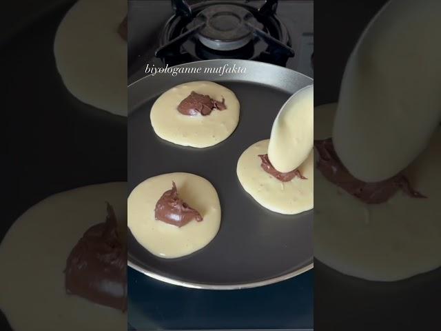 PANKEKİ BÖYLE DENEYİN  #viral #pancake