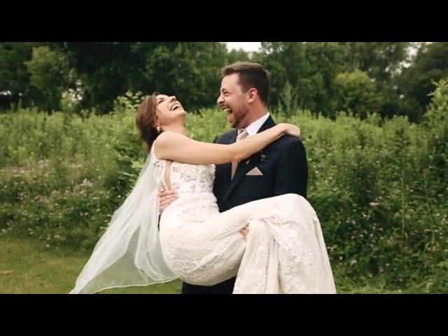 Kilkarney Hills Summer Wedding | River Falls, Wisconsin