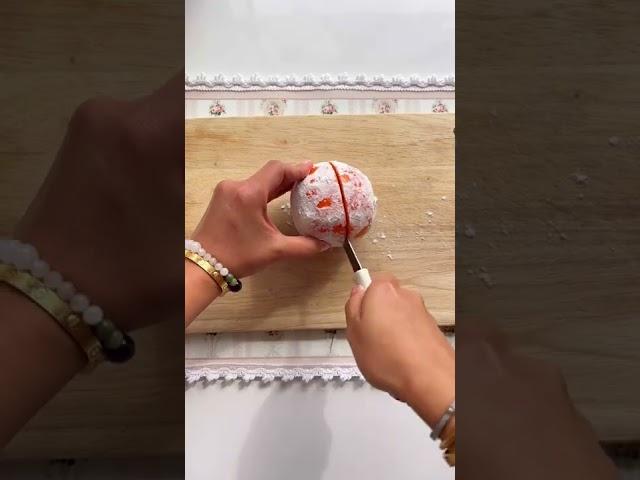 جربنا انا ومنى برتقالة عملت كاسه عصير كاملة  #orange