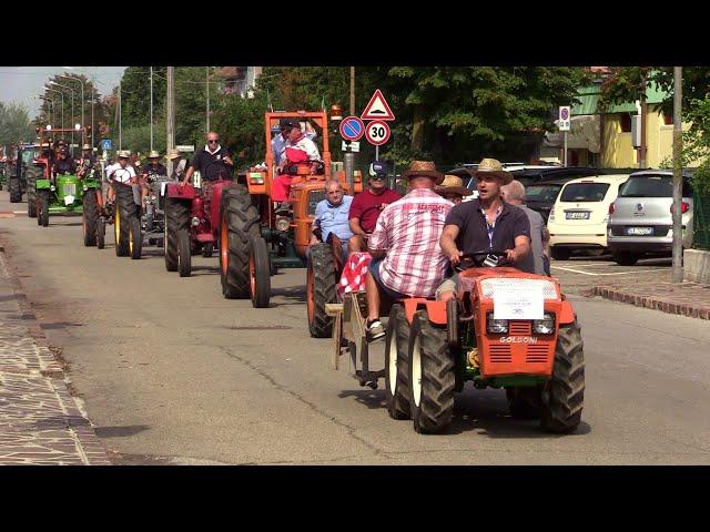 20° Raduno Trattori Rovereto s/S (MO) 2022 - Vintage/New tractors parade - FIAT, JD, Landini, NH...