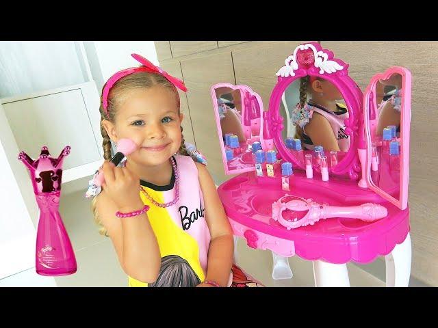 Диана и волшебное Зеркало! Diana and Roma Pretend Play with Makeup Play Table Toy